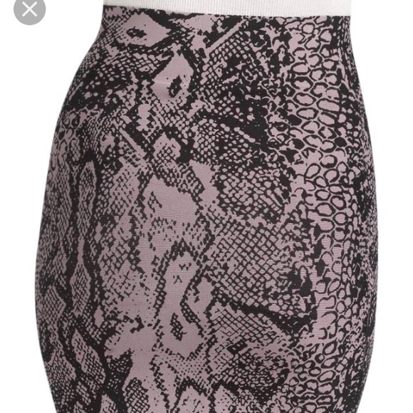 BCBGMAXAZRIA BANDAGE DRESS - Picture 4 of 4